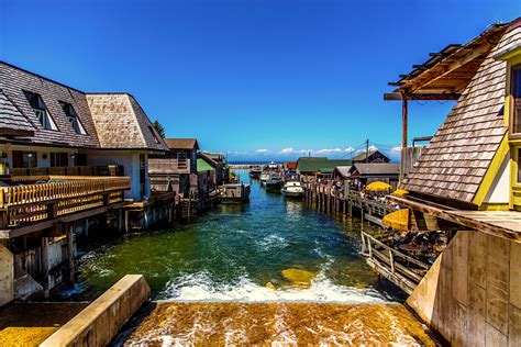 Fishtown michigan - The historic district of Leland, known as Fishtown, was once the fishing village on the Leland River. On this main link between Lake Leelanau and Lake Michigan, Fishtown consists of a collection of 150 year old fish shacks, weathered docks, smokehouses and commercial boats. Made up of community volunteers, the Fishtown Preservation Society, was ... 